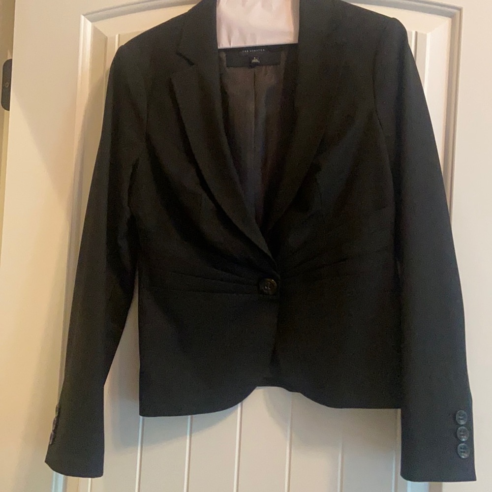 Black Blazer, The Limited